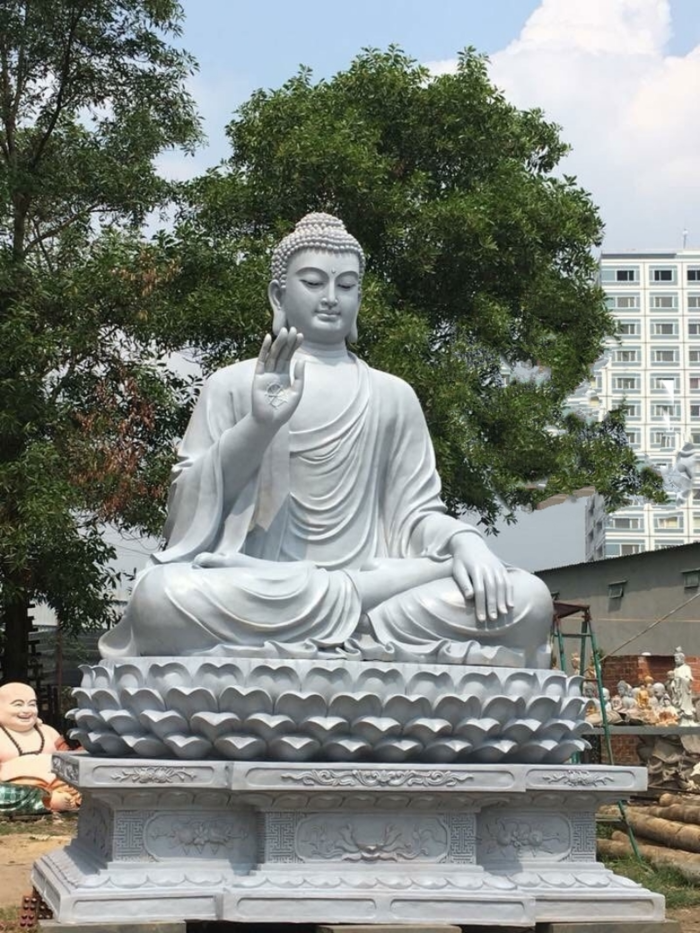 cơ-sở-tạc-tượng-Phật-bằng-đa-3