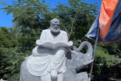 Mách bạn địa chỉ cung cấp đa dạng mẫu 18 la hán bằng đá