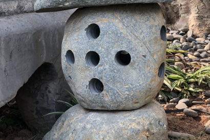 Đừng bỏ lỡ đèn đá trang trí sân vườn kiểu Nhật đẹp mắt