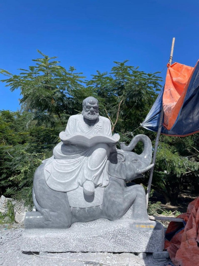 cơ-sở-tạc-tượng-la-han-bằng-đa-2