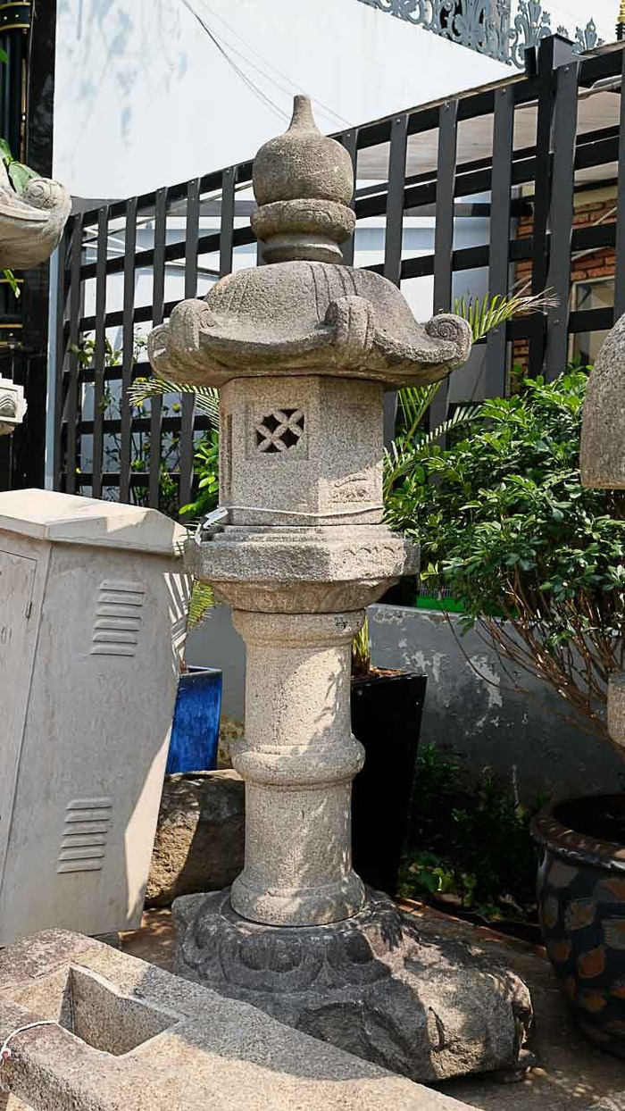 đen-đa-trang-tri-san-vườn-2